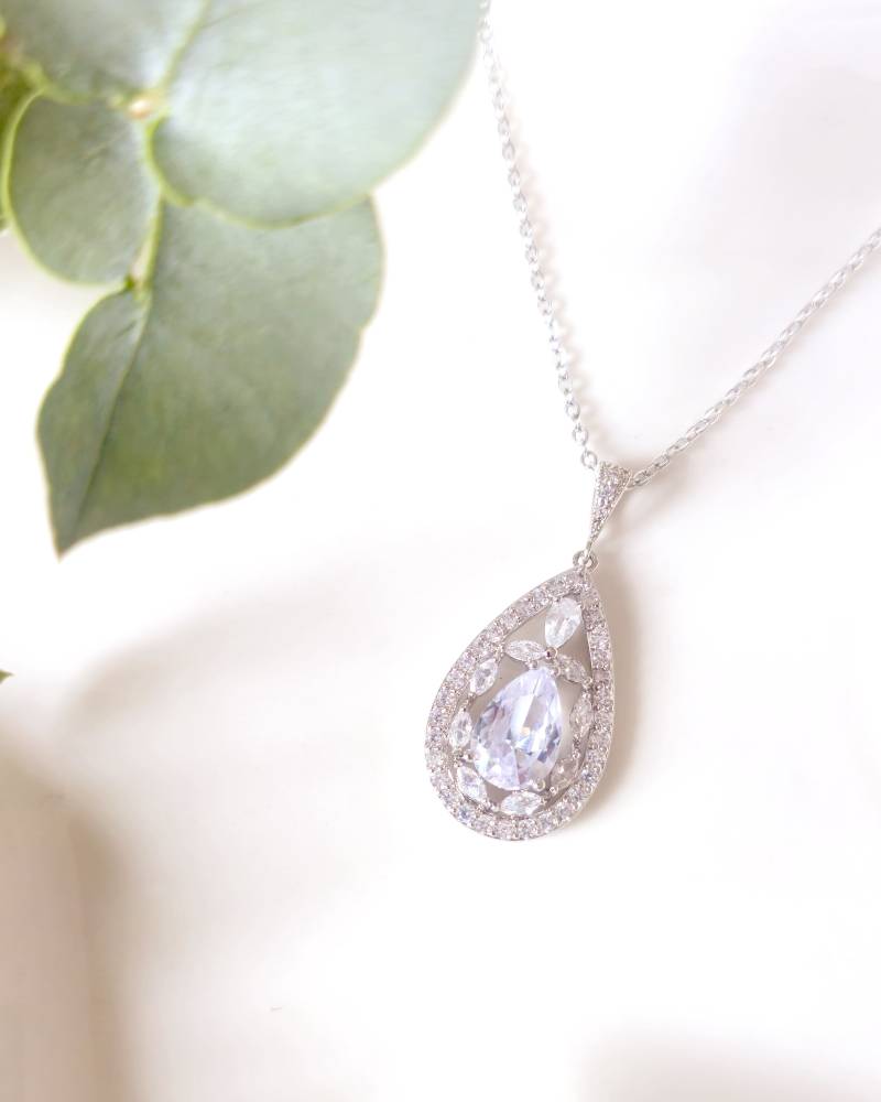 Collier mariée goutte argenté