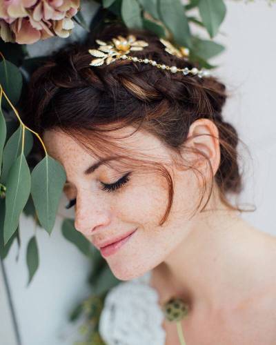 Peigne de Mariée Décoré de Feuilles Ediane : Une Touche de Naturel