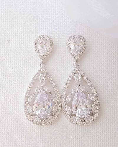 Boucles d'oreilles mariage gouttes argentées Ines