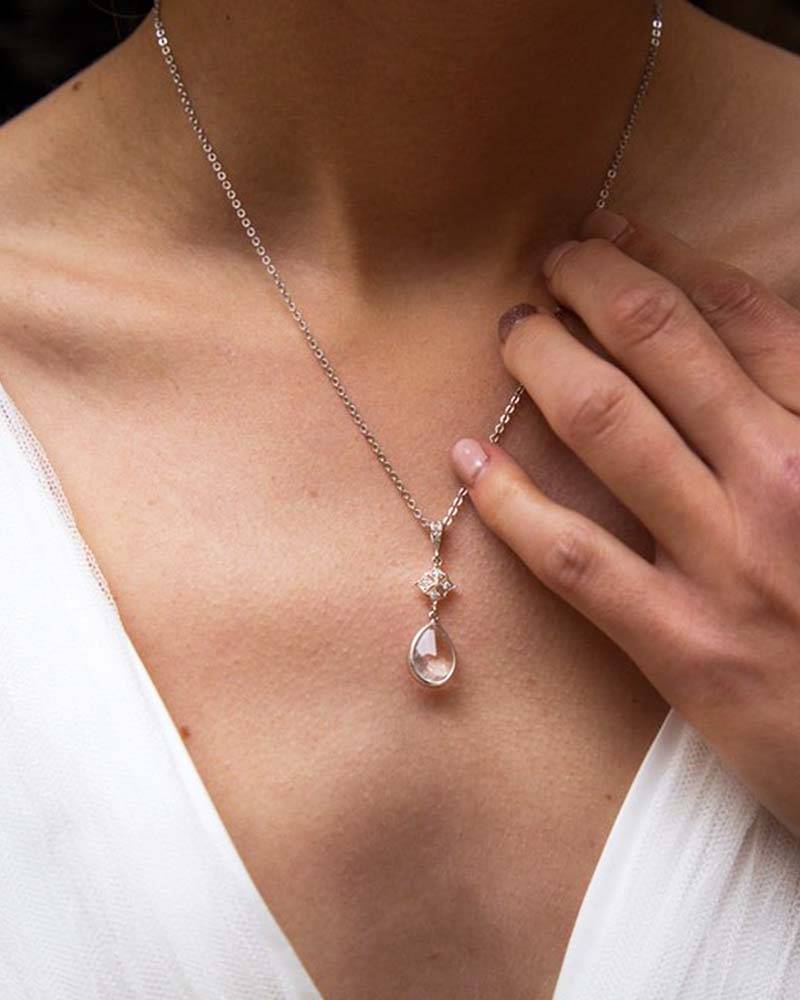 Collier de mariée goutte "Loubna"